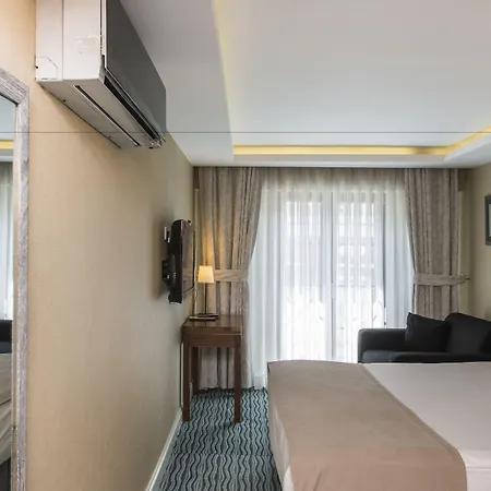 Aston Taksim 4*