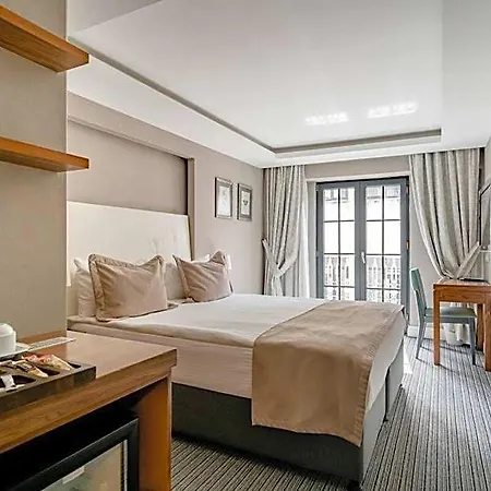 ホテル Aston Taksim 4*