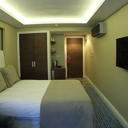 Hotel Aston Taksim 4*