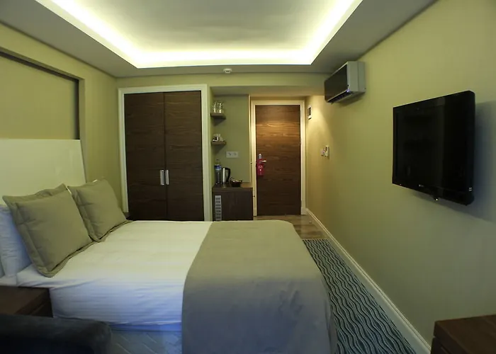 Hotel Aston Taksim 4*
