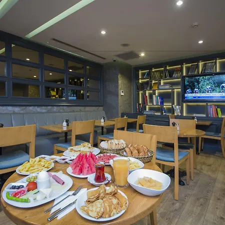 فندق Aston Taksim