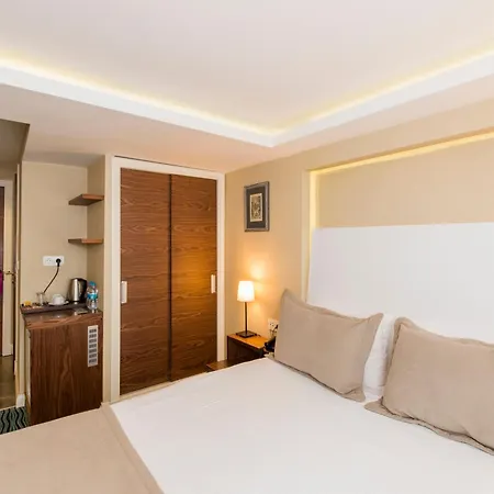 Aston Taksim Hotel 4*