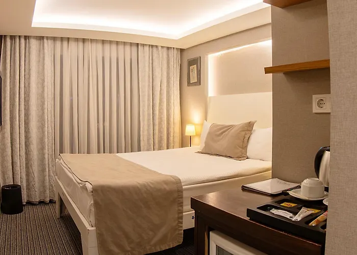 Aston Taksim 4*