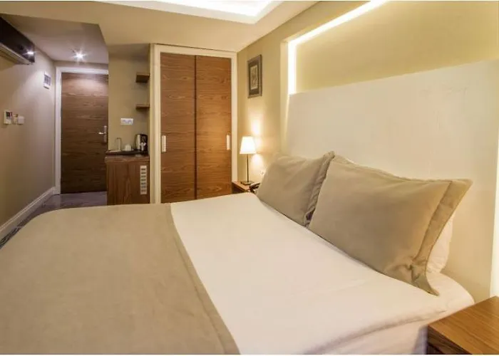 Aston Taksim 4*