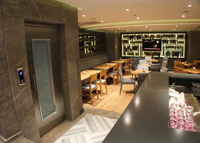 ホテル Aston Taksim 4*